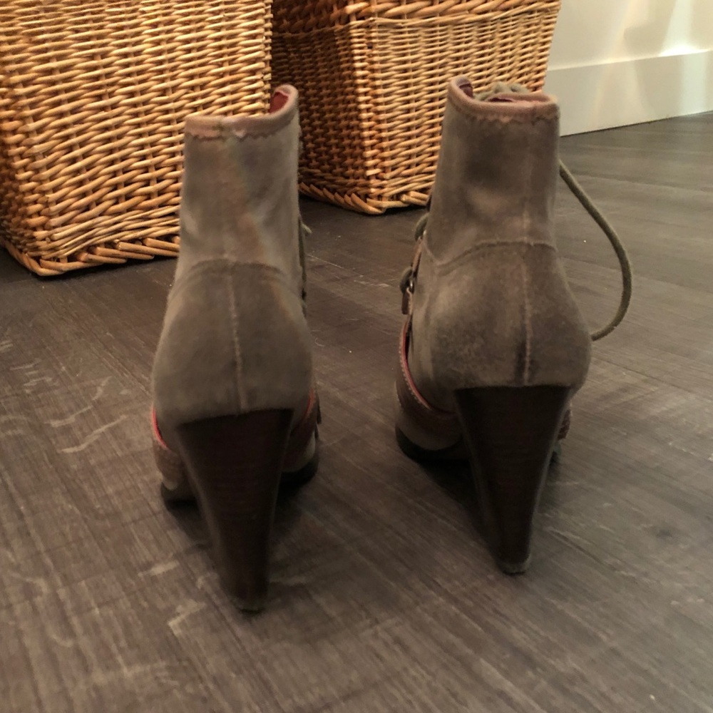 Heeled boots - Picture 3 of 5